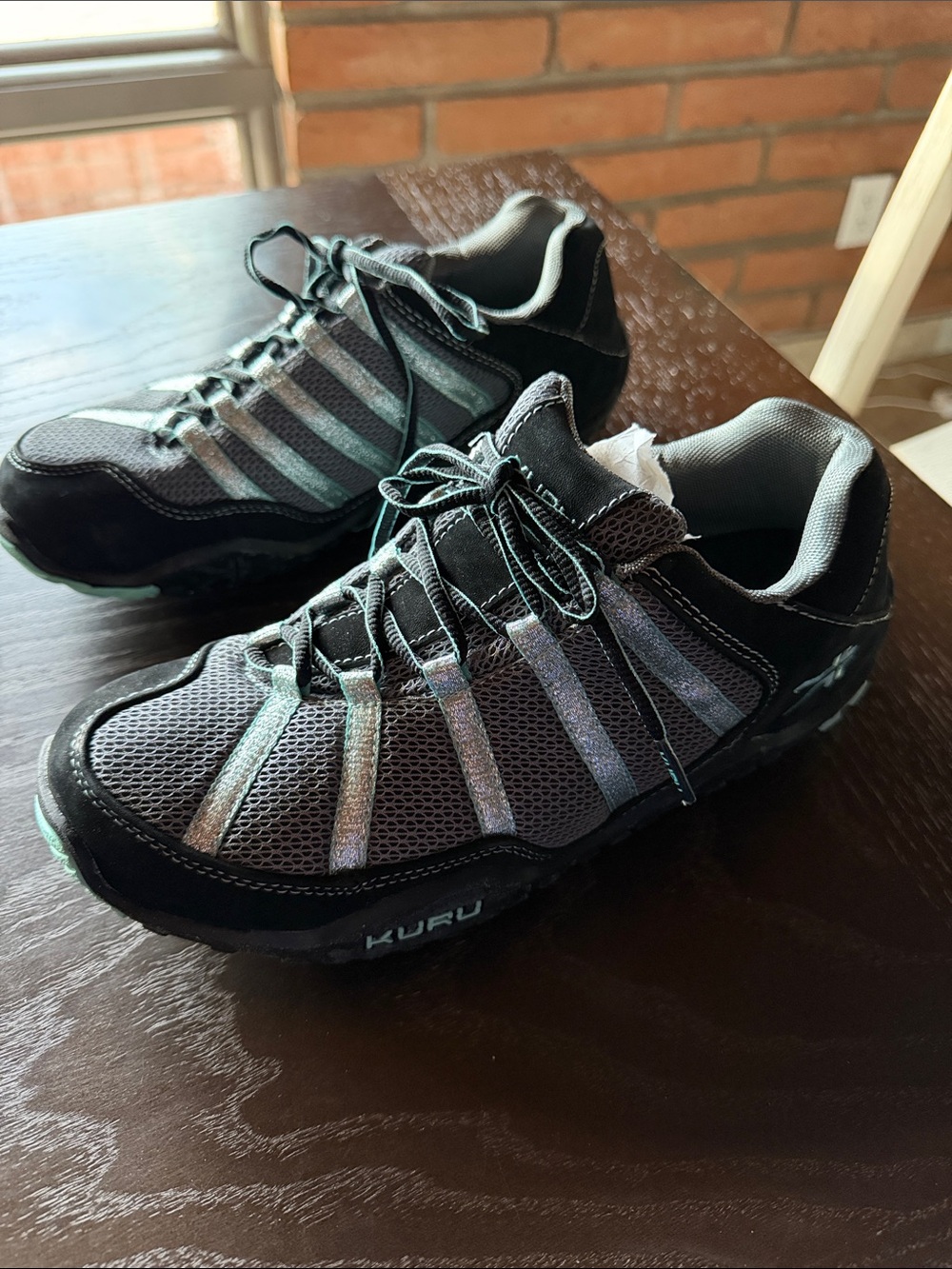 Brand new KURU Chicane women’s 9 1/2 hiking shoes black delirium sparkly
